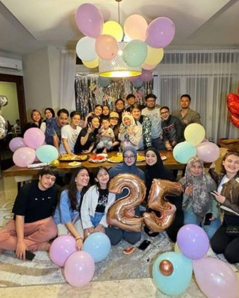 Instagram.com/lestikejora